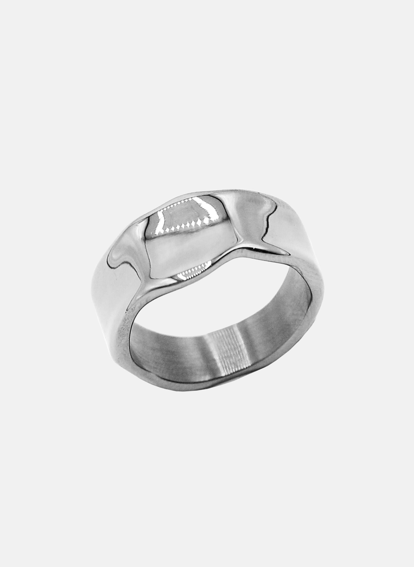 Large ring Nereus