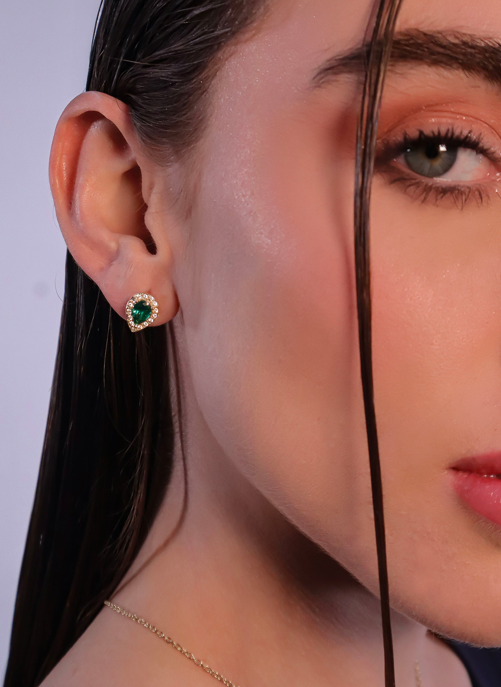 Puces d'oreilles Cornelia